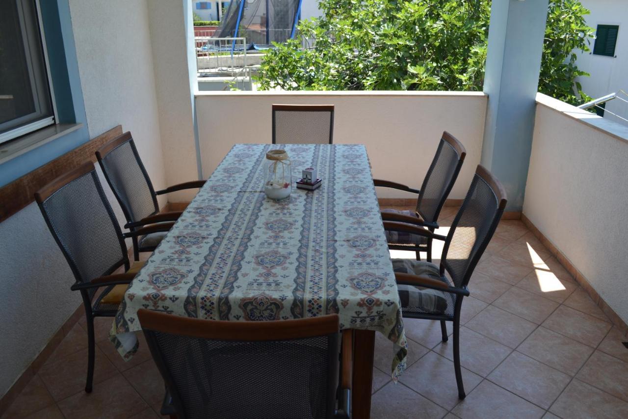 Apartments Lucija Srima Buitenkant foto