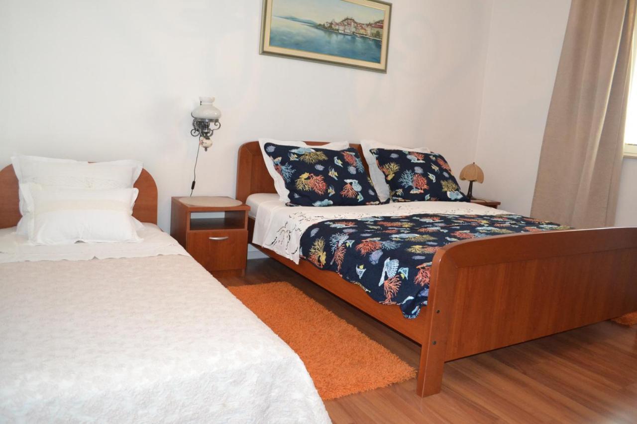 Apartments Lucija Srima Buitenkant foto